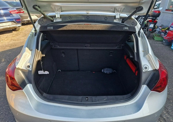 Opel Astra cena 27990 przebieg: 229833, rok produkcji 2014 z Tarnowskie Góry małe 596